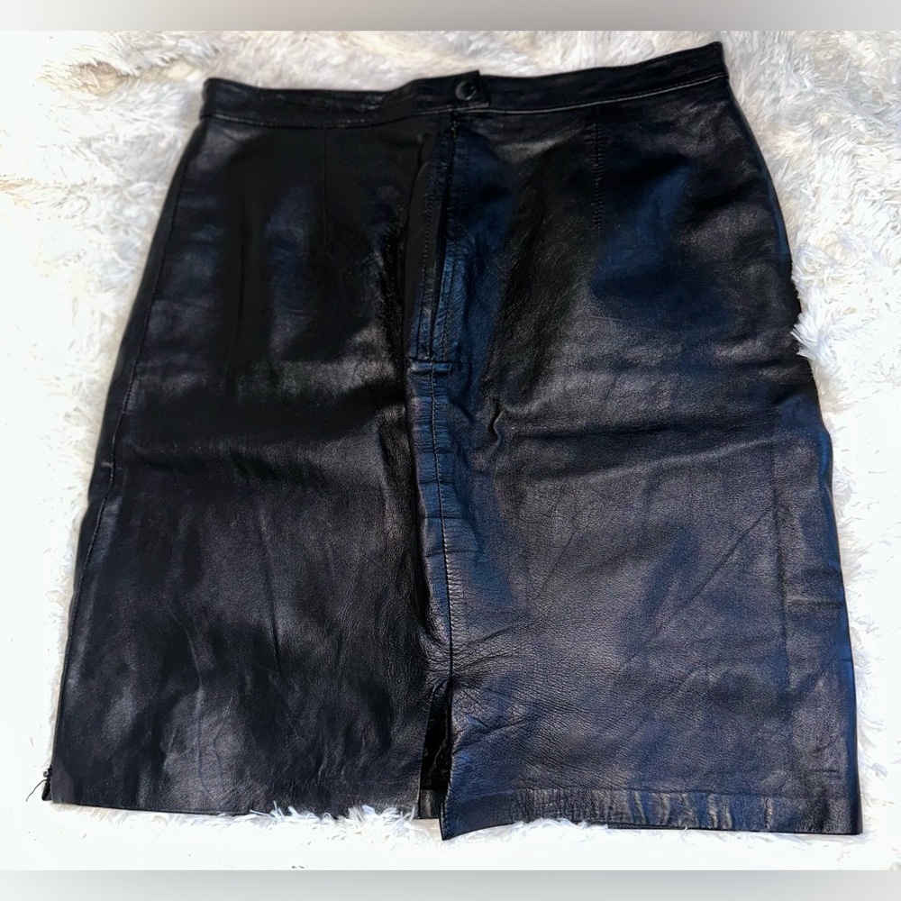 Leather Skirt ( STRETCHY )